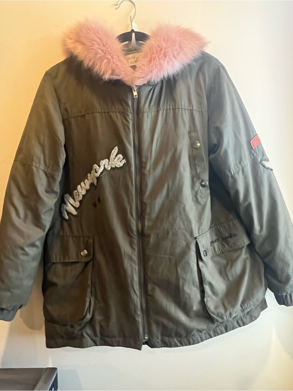 Vintage Olive Green Puffer Jacket with Pink Faux Fur Hood Trim